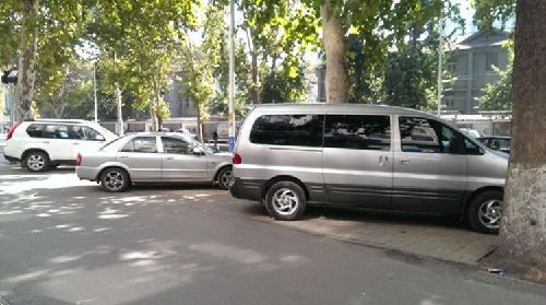 違章停車被拖壞，就該自認(rèn)倒霉？告訴車主如何獲得賠償